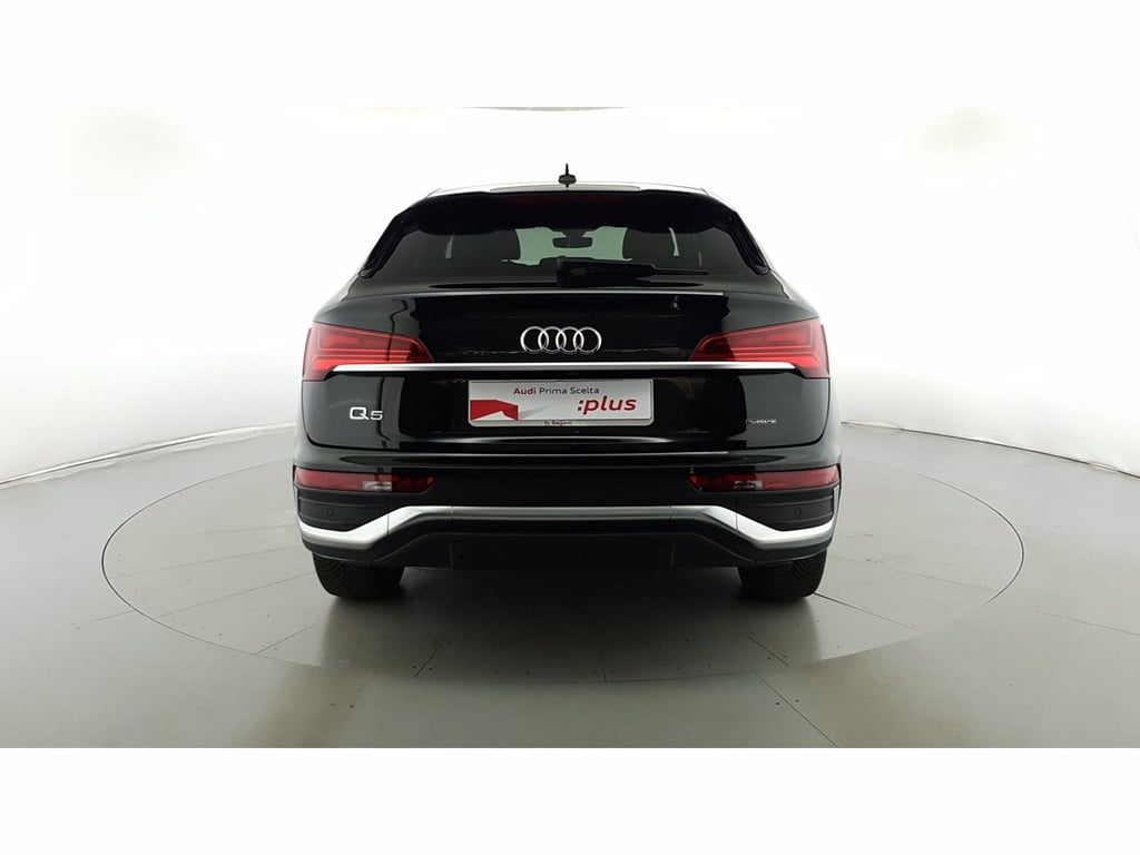 AUDI Q5 sportback 40 2.0 tdi mhev 12v s line plus quattro s-tronic