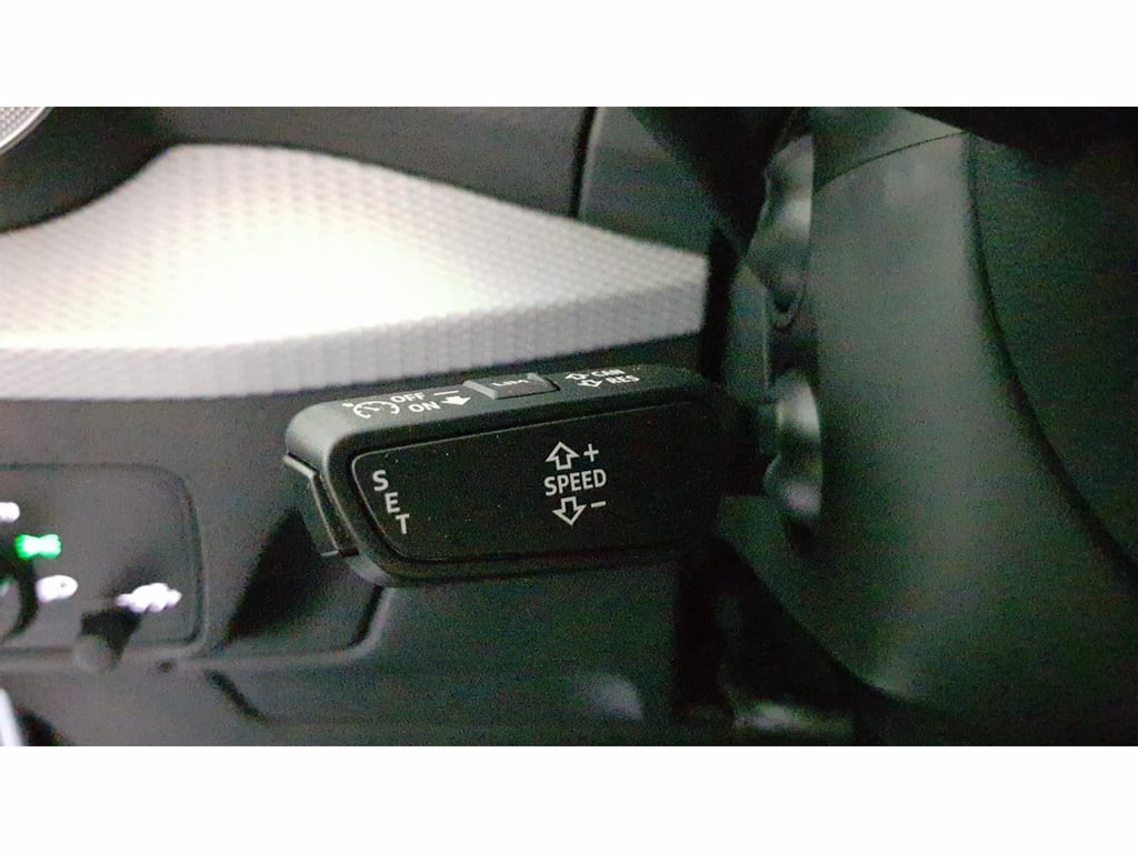 AUDI Q2 35 1.5 tfsi s line edition s-tronic