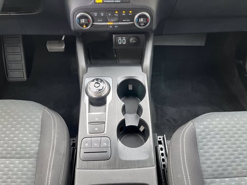 FORD Kuga 2.5 phev connect 2wd 225cv e-shifter