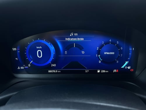 FORD Puma 1.0 EcoBoost Hybrid 125 CV S&S ST-Line X
