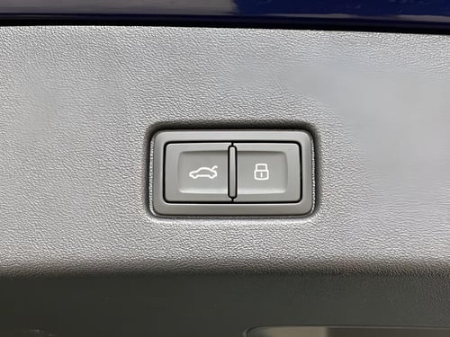 AUDI Q4 e-tron 45 s line edition