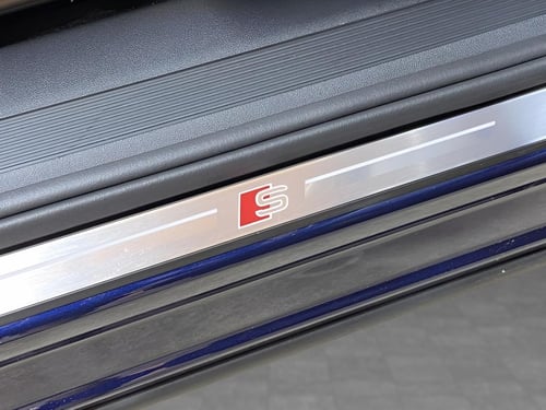 AUDI Q4 e-tron 45 s line edition