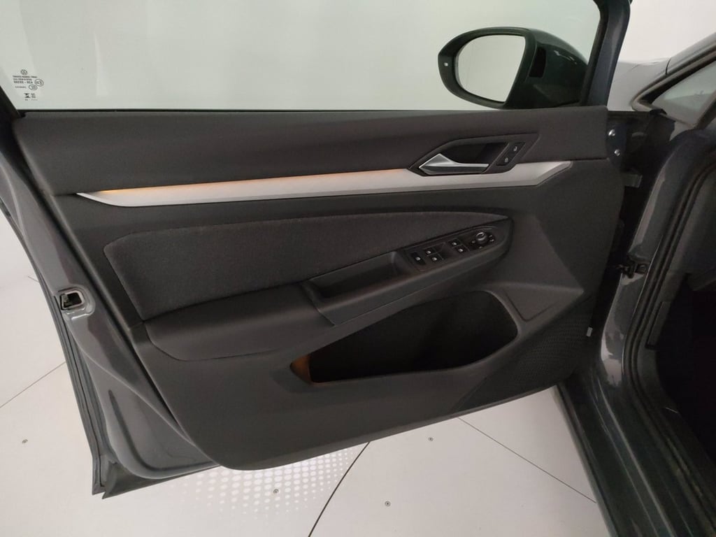 VOLKSWAGEN Golf 1.0 tsi evo life 110cv