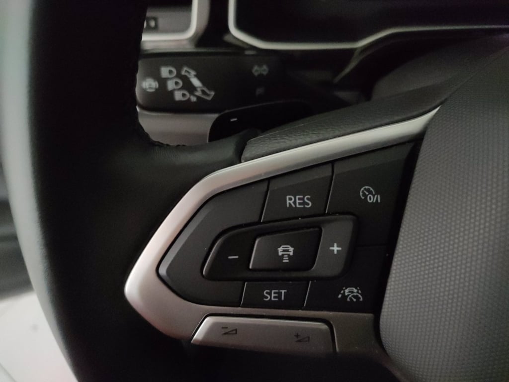 VOLKSWAGEN Polo 1.0 tsi r-line 95cv dsg