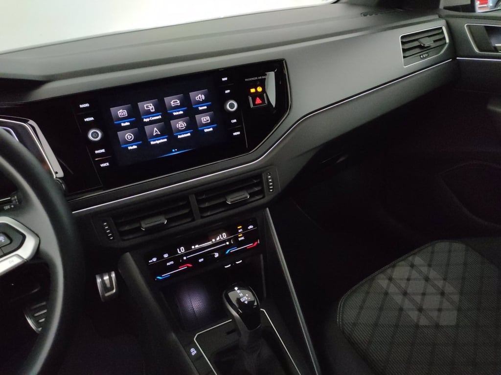 VOLKSWAGEN Polo 1.0 tsi r-line 95cv dsg