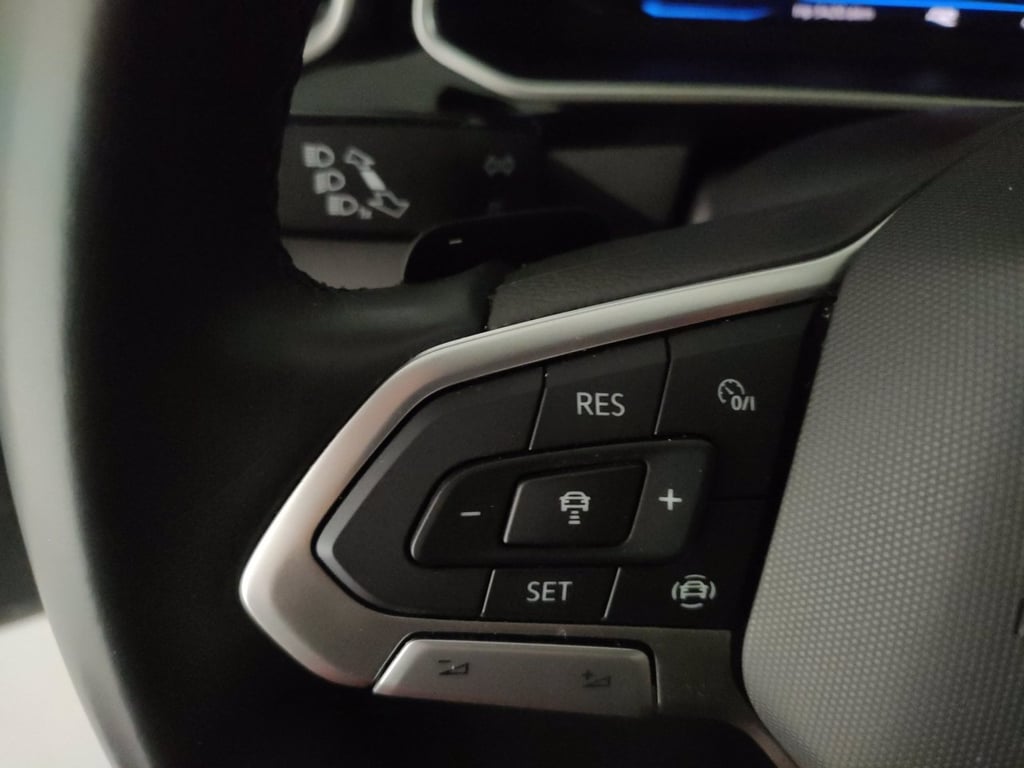 VOLKSWAGEN T-roc 1.5 tsi r-line dsg