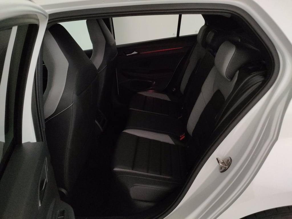 VOLKSWAGEN Golf 2.0 tdi gtd 200cv dsg
