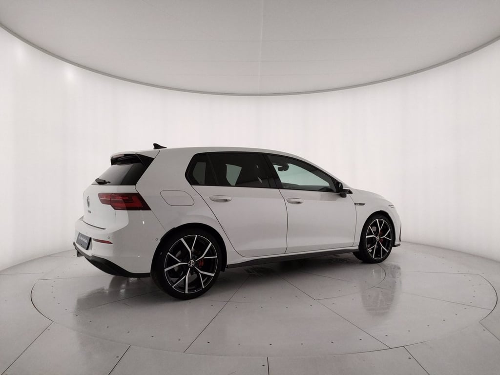 VOLKSWAGEN Golf 2.0 tdi gtd 200cv dsg