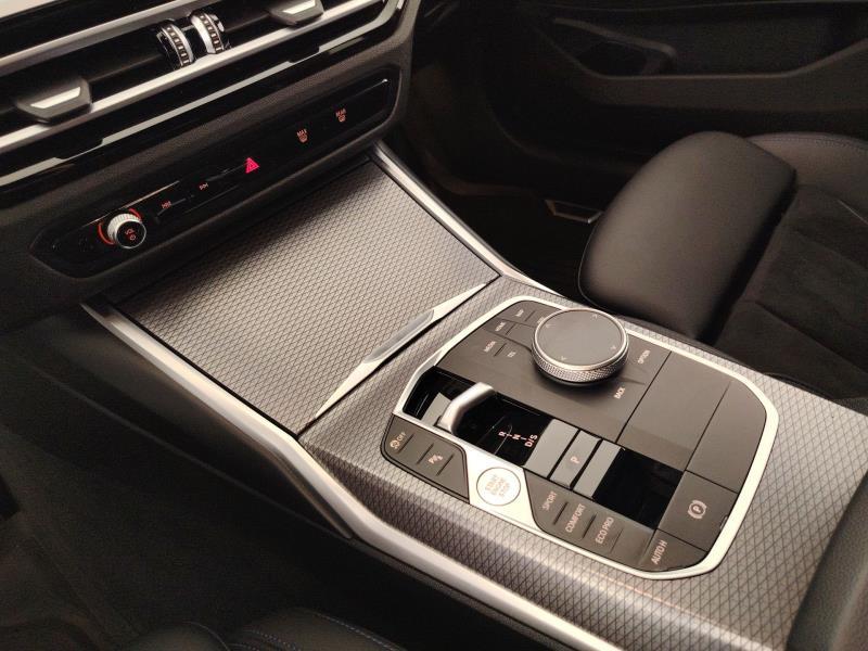 BMW 330d touring mhev 48v xdrive msport auto