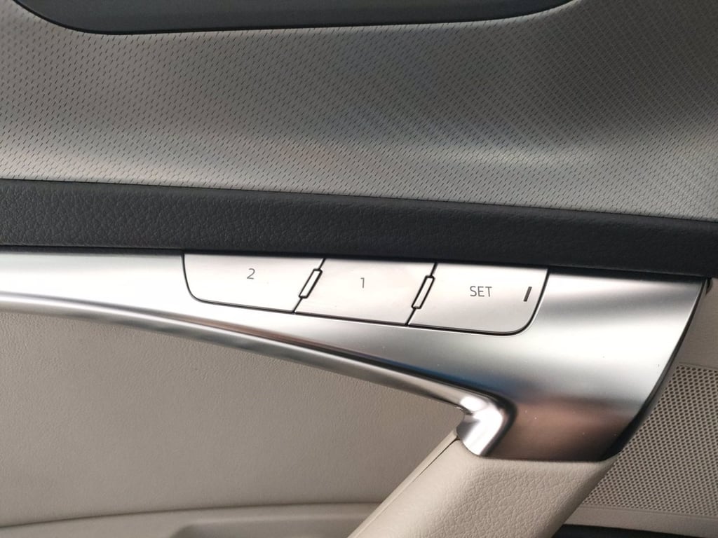 AUDI A6 55 3.0 tfsi mhev business design quattro s-tronic