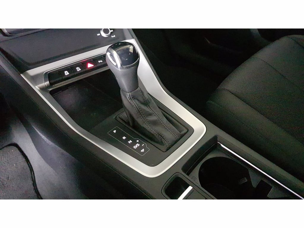 AUDI Q3 35 1.5 tfsi business s-tronic
