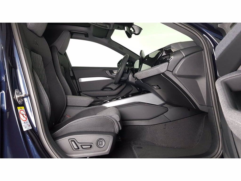 AUDI A5 berlina 2.0 tdi mhev+ launch edition one quattro 204cv s-tronic