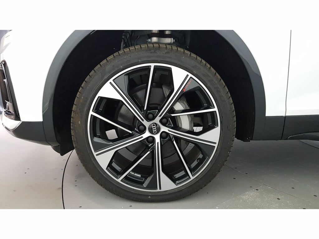 AUDI Q5 55 2.0 tfsi e identity black quattro s-tronic
