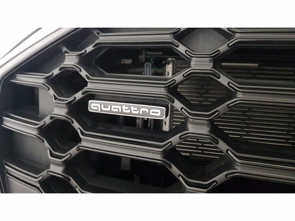 AUDI Q5 55 2.0 tfsi e identity black quattro s-tronic