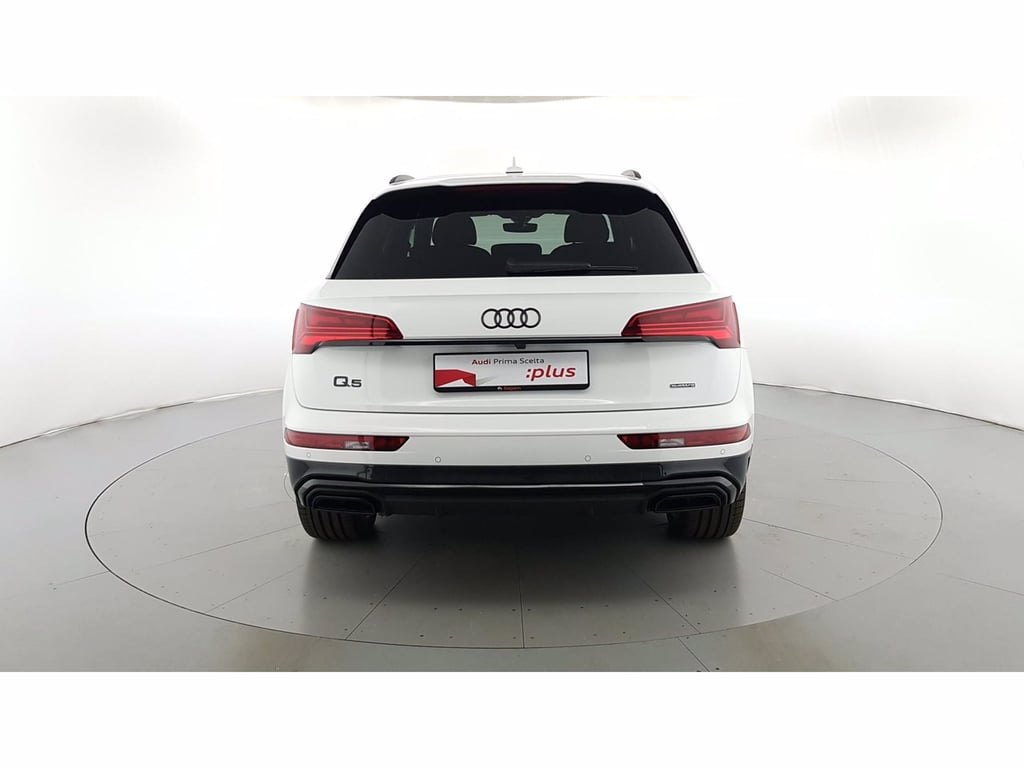 AUDI Q5 55 2.0 tfsi e identity black quattro s-tronic