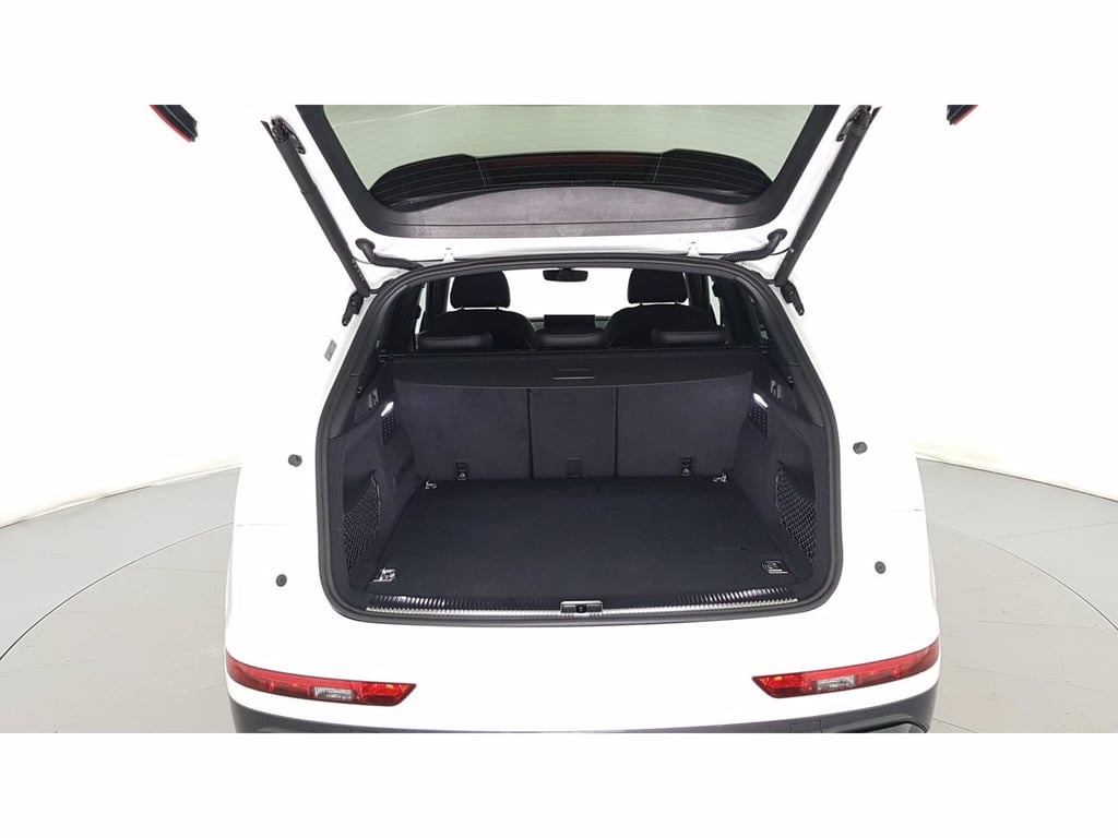 AUDI Q5 55 2.0 tfsi e identity black quattro s-tronic