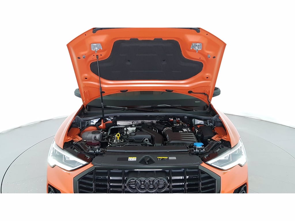 AUDI Q3 35 1.5 tfsi identity black s-tronic