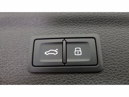 AUDI Q3 35 1.5 tfsi identity black s-tronic