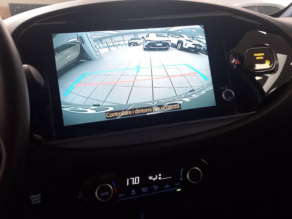 TOYOTA Aygo x 1.0 lounge 72cv