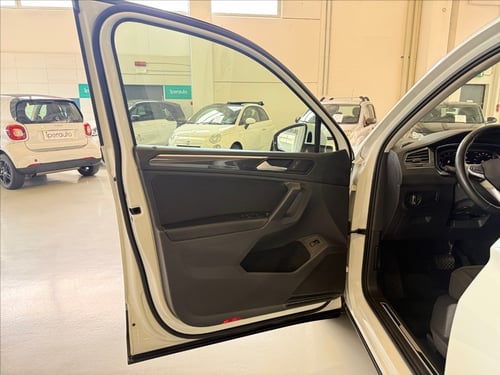 VOLKSWAGEN Tiguan 1.5 tsi Elegnace 150cv dsg