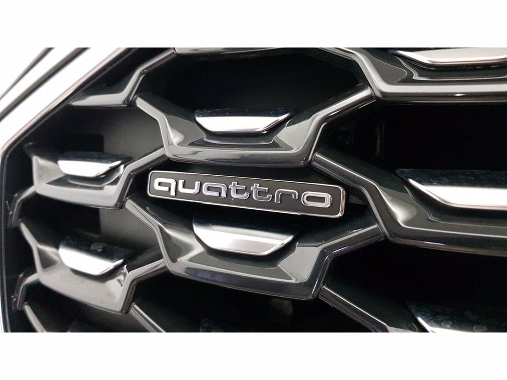 AUDI Q5 sportback 40 2.0 tdi mhev 12v s line quattro s-tronic