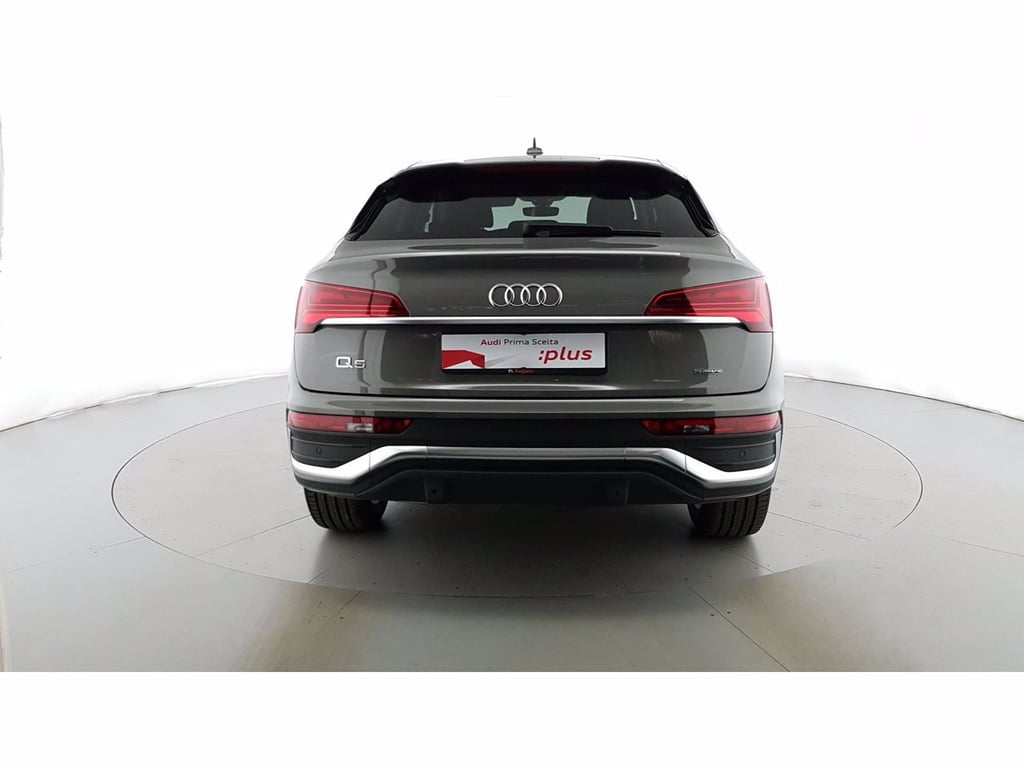 AUDI Q5 sportback 40 2.0 tdi mhev 12v s line quattro s-tronic