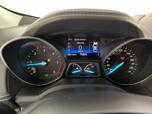 FORD Kuga 2.0 tdci vignale s&s awd 180cv powershift