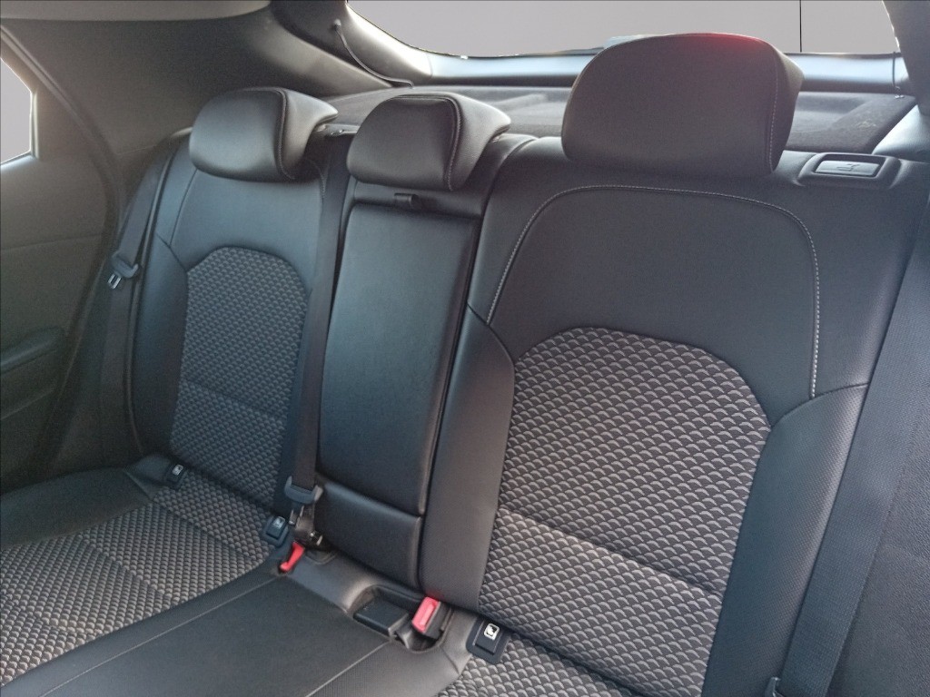 KIA Xceed 1.5 t-gdi mhev business 160cv imt