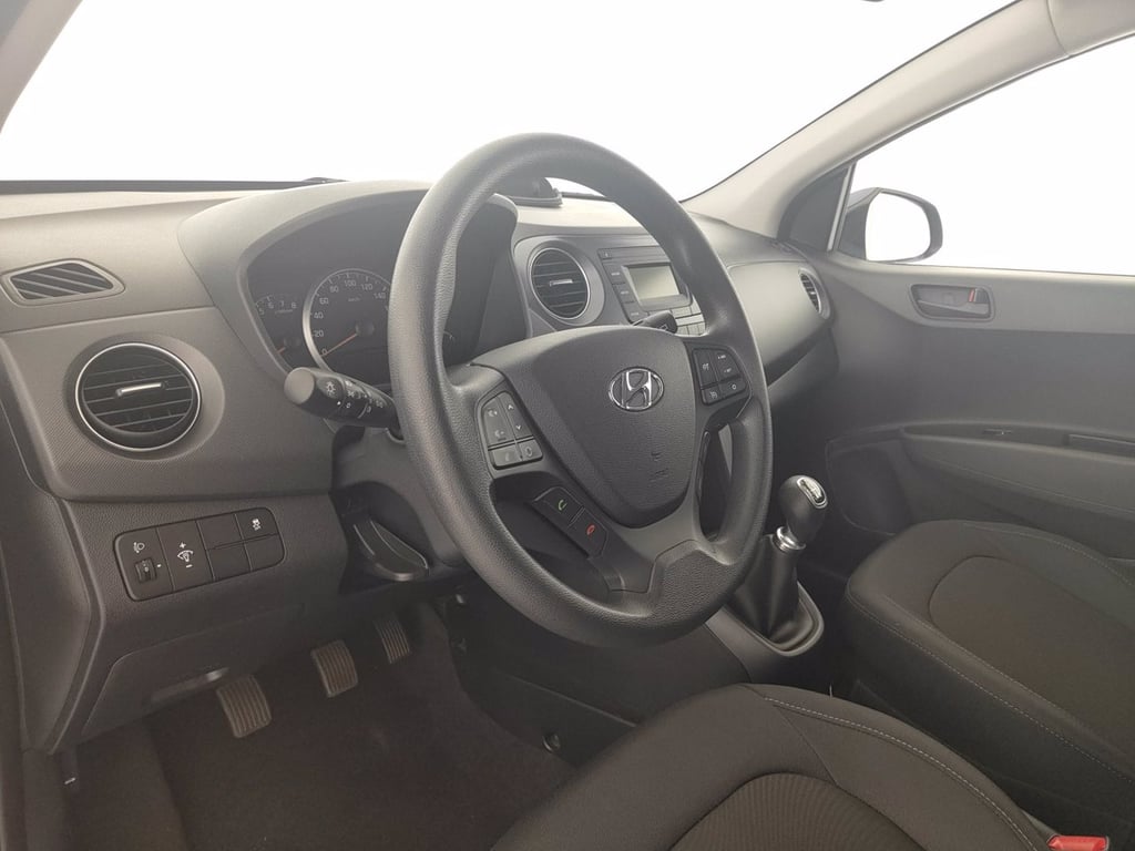 HYUNDAI i10 1.0