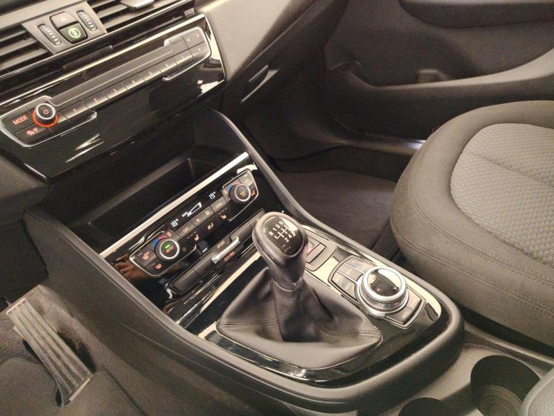BMW 218i active tourer advantage my15