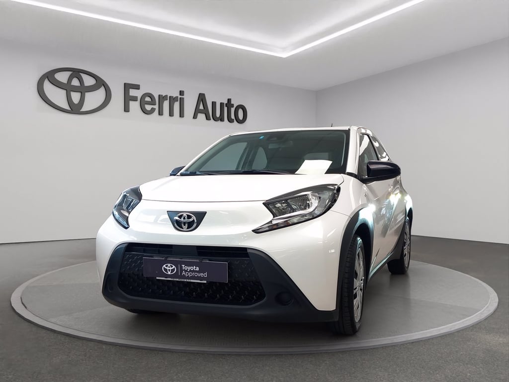 TOYOTA Aygo x 1.0 active 72cv