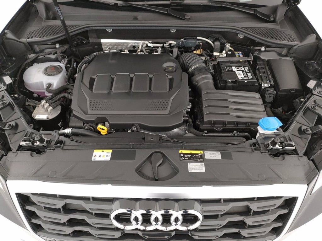 AUDI Q2 35 2.0 tdi business advanced s-tronic