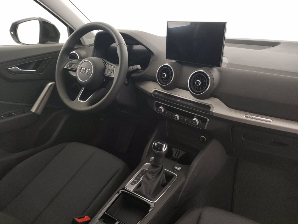 AUDI Q2 35 1.5 tfsi business s-tronic