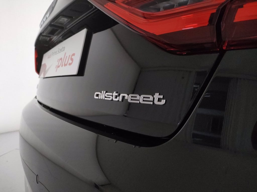 AUDI A1 allstreet 30 1.0 tfsi business 116cv