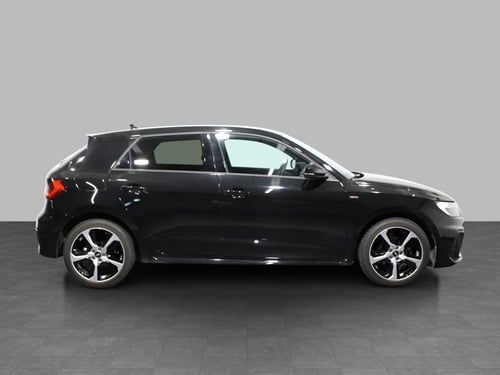 AUDI A1 sportback 30 1.0 tfsi s line edition 110cv