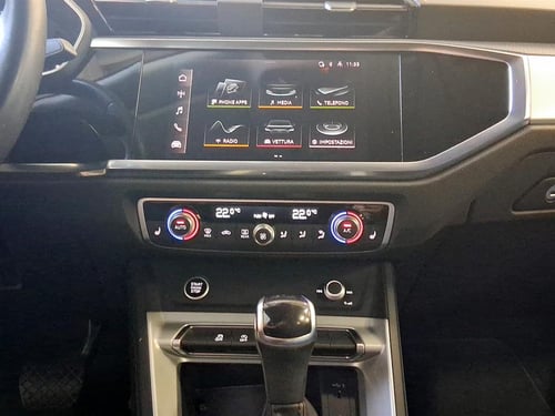 AUDI Q3 35 1.5 tfsi mhev s line edition s-tronic