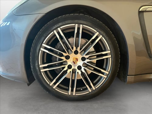 PORSCHE Panamera 3.0 Edition