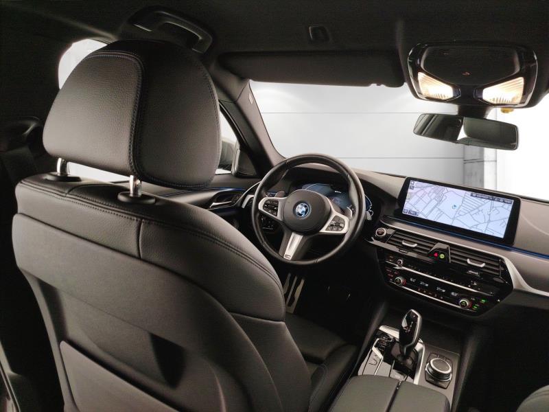 BMW 530e touring xdrive msport auto