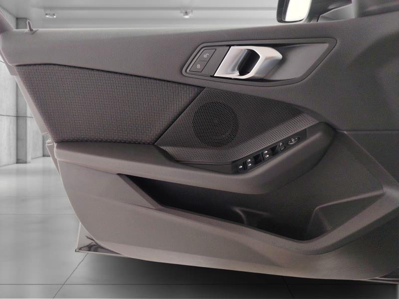 BMW 116d business advantage auto