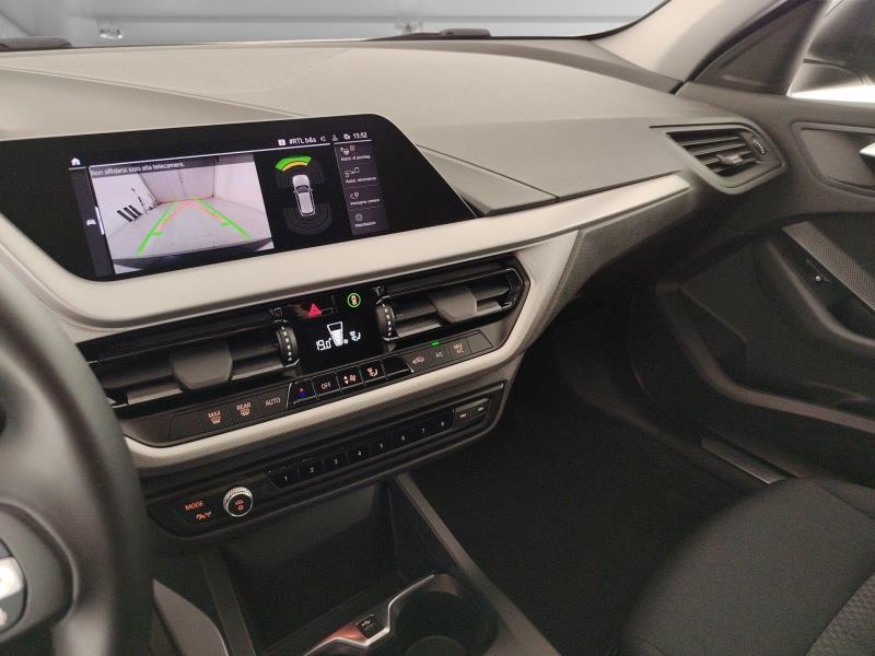 BMW 116d business advantage auto