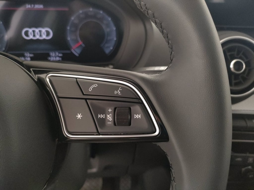 AUDI Q2 35 1.5 tfsi s line edition s-tronic