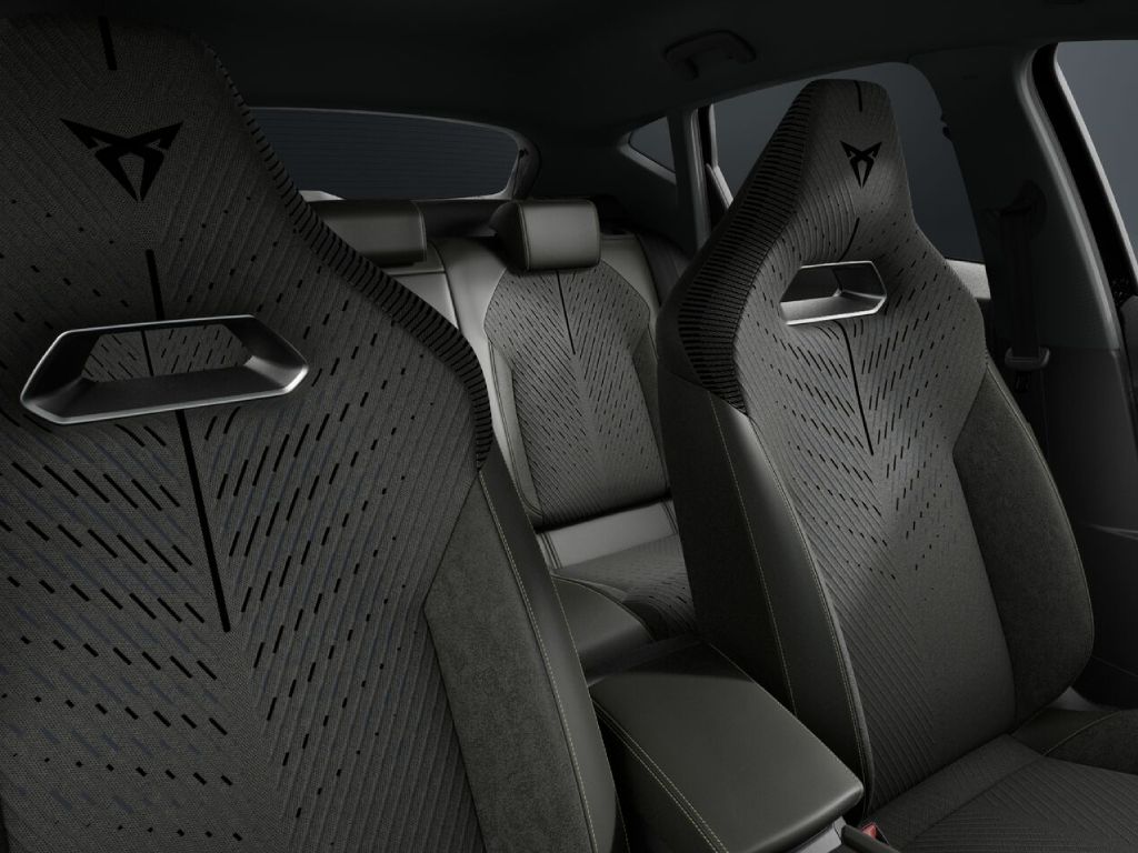 CUPRA Formentor 1.5 Hybrid DSG Tribe Edition