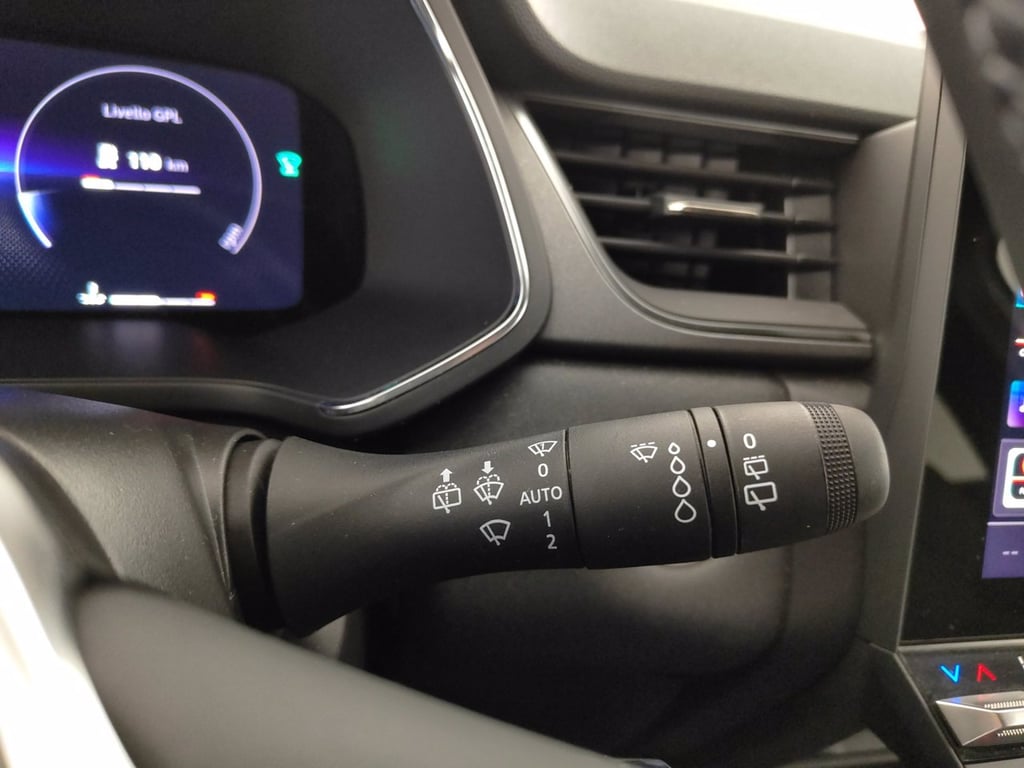 RENAULT Captur 1.0 eco-g techno 100cv