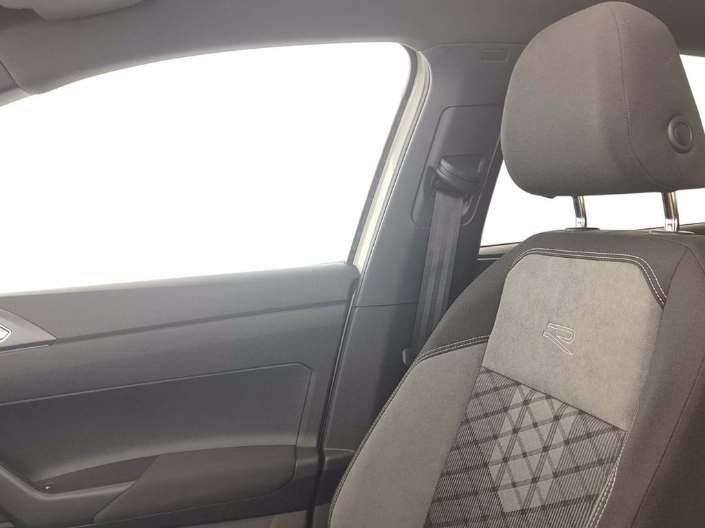 VOLKSWAGEN Taigo 1.0 tsi r-line 110cv