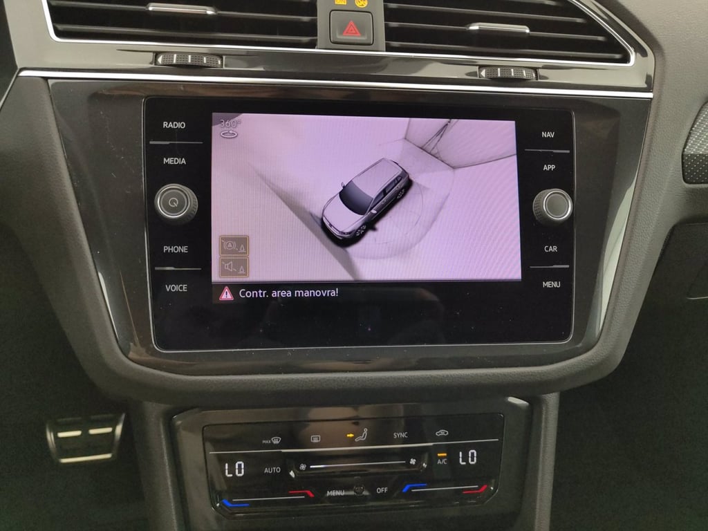 VOLKSWAGEN Tiguan 2.0 tdi r-line 150cv dsg