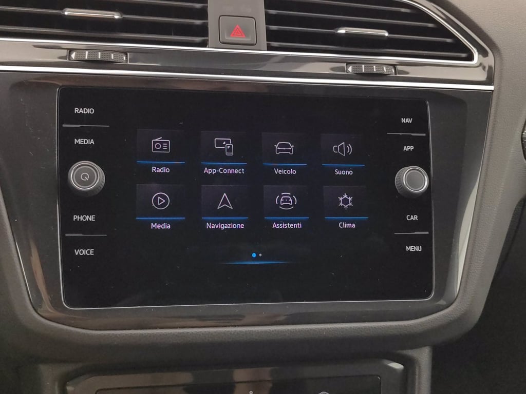 VOLKSWAGEN Tiguan 2.0 tdi r-line 150cv dsg