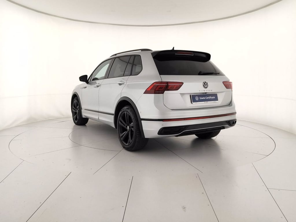 VOLKSWAGEN Tiguan 2.0 tdi r-line 150cv dsg