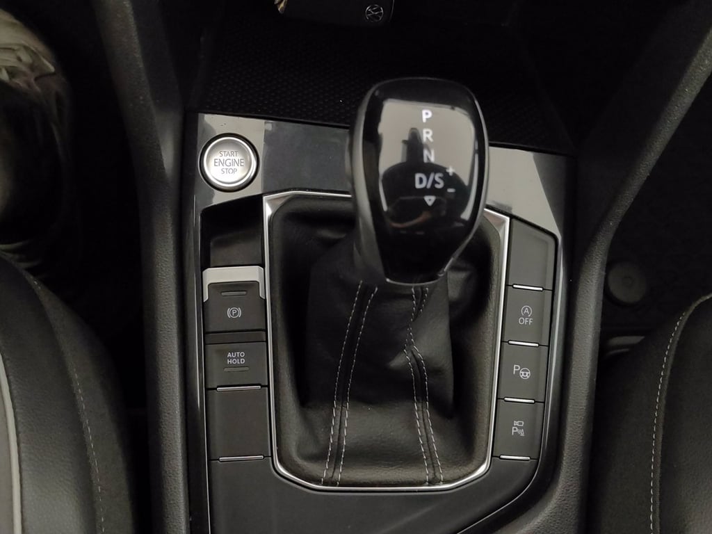 VOLKSWAGEN Tiguan 2.0 tdi r-line 150cv dsg