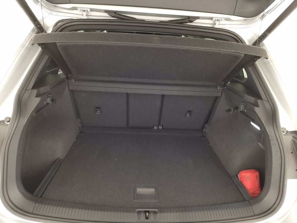 VOLKSWAGEN Tiguan 2.0 tdi r-line 150cv dsg