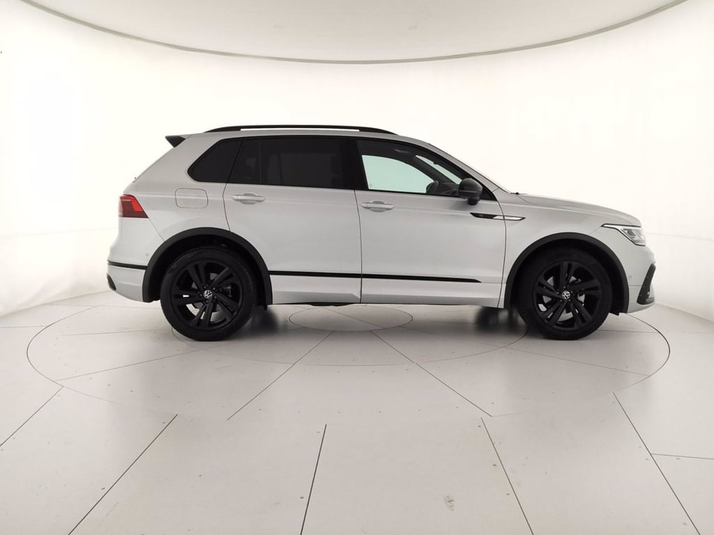 VOLKSWAGEN Tiguan 2.0 tdi r-line 150cv dsg
